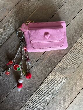 Beautiful Pink JUICY COUTURE Pink Heart Card Wallet W Handmade Charm 🍓🍒